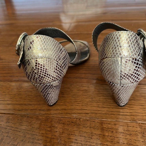 Roberto Capucci Genuine Leather Shoes - Picture 3 of 8